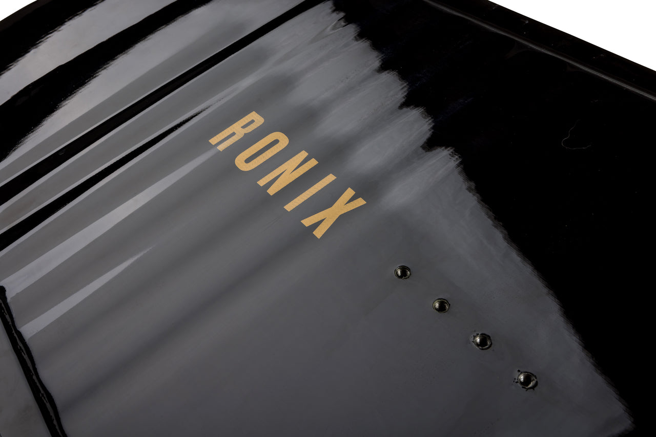 2023 Ronix Kinetik Project - Springbox 2 - Black / Natural / Gold
