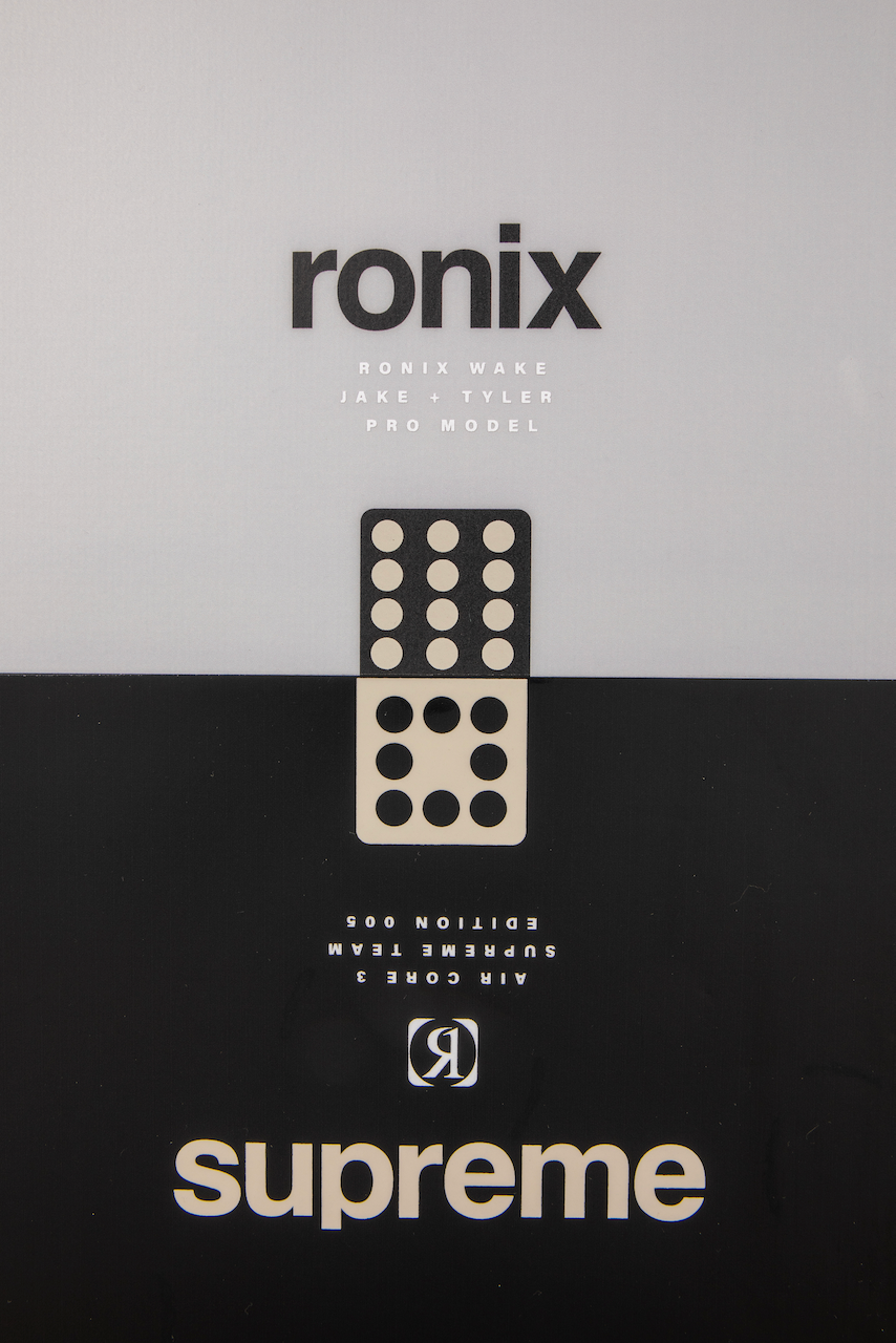 2024 Ronix Supreme - Air Core 3 - Glossy Black / Matte Haze