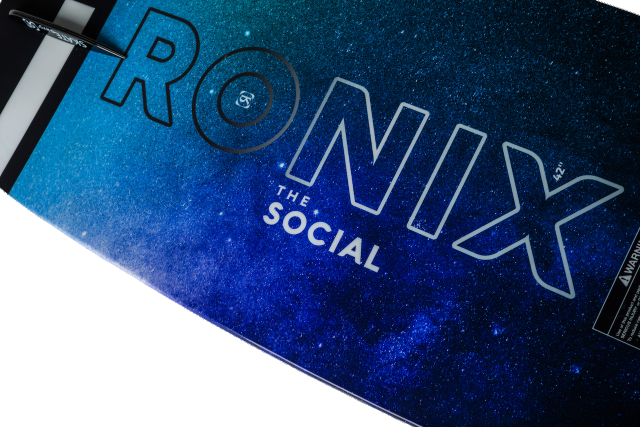 2022 Ronix - Social